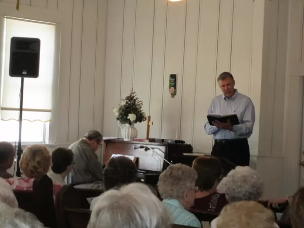 Steve Conley, soloist, accompanied by John Points